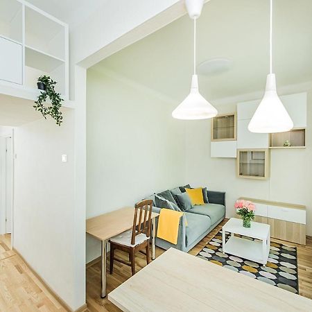 Lovely 1-Bedroom Apartment In Kaunas Old Town Ngoại thất bức ảnh