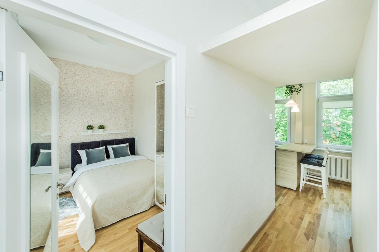 Lovely 1-Bedroom Apartment In Kaunas Old Town Ngoại thất bức ảnh