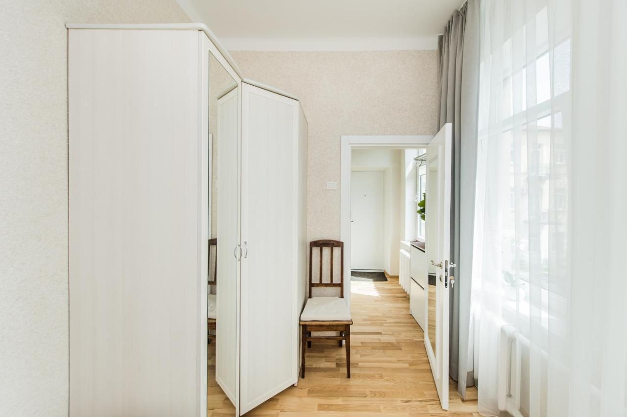 Lovely 1-Bedroom Apartment In Kaunas Old Town Ngoại thất bức ảnh